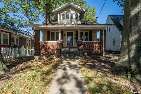 2115 W Kellogg Ave, West Peoria, IL 61604