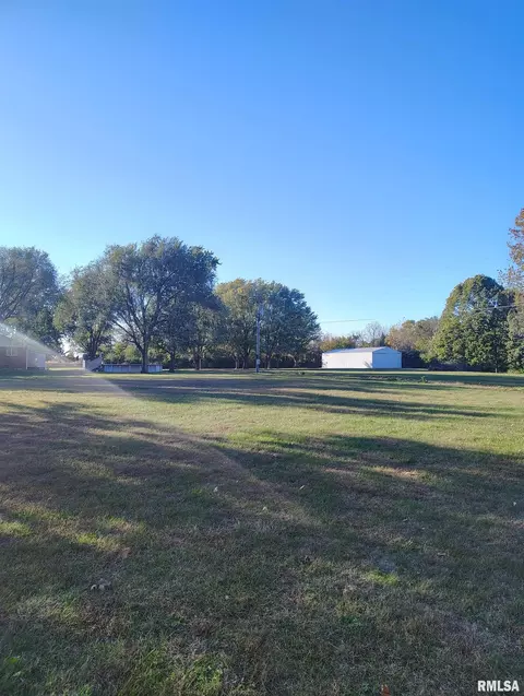 Other - 26588 Maplewood Ln, Canton, IL 61520 photo 13 of 17