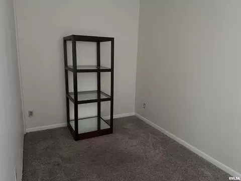 Bedroom - 332 W Calhoun St, Macomb, IL 61455 photo 3 of 6