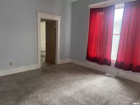 Living - 332 W Calhoun St, Macomb, IL 61455 photo 2 of 2