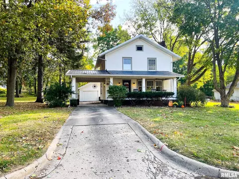 Other - 607 S Main St, Eureka, IL 61530 photo 4 of 12