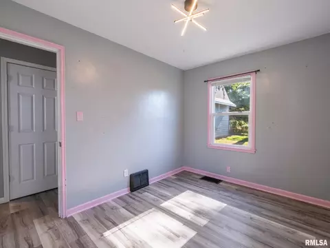 836 E Ash St, Canton, IL 61520 photo 26