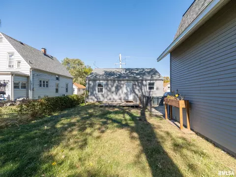 836 E Ash St, Canton, IL 61520 photo 52