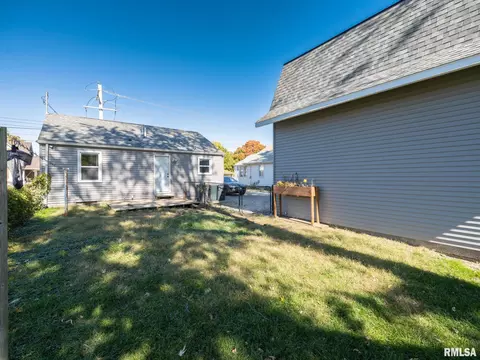 836 E Ash St, Canton, IL 61520 photo 51