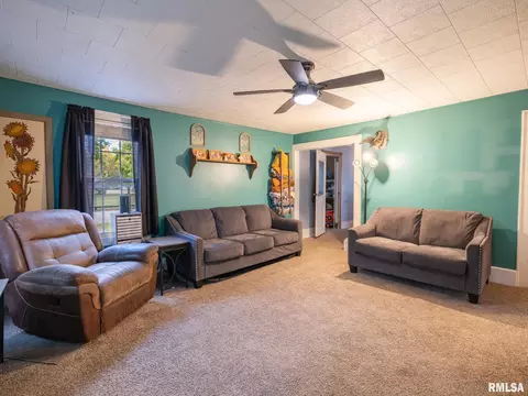 522 8th St, Lacon, IL 61540 photo 5