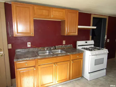 Kitchen - 643 E Polk St, Cuba, IL 61427 photo 1 of 3