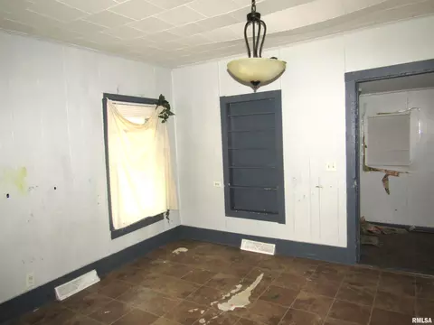 Other - 643 E Polk St, Cuba, IL 61427 photo 4 of 8