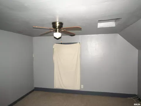Bedroom - 643 E Polk St, Cuba, IL 61427 photo 3 of 3
