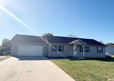 168 Hopewell Dr, Sparland, IL 61565