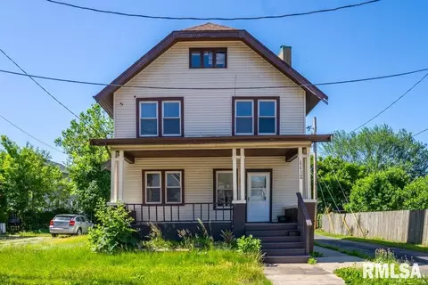 1112 W Columbia Ter, Peoria, IL 61606