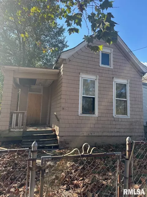 1309 S Matthew St, Peoria, IL 61605