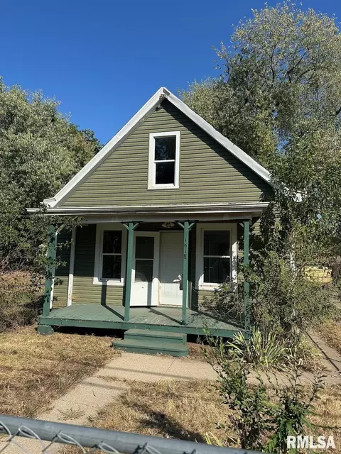 1618 S Arago St, Peoria, IL 61605