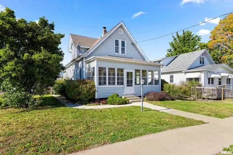 217 N Davenport St, Metamora, IL 61548