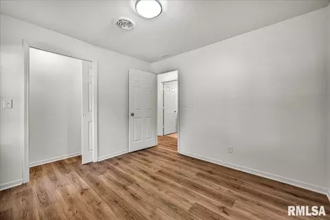 Bedroom - 856 S 2nd Ave, Canton, IL 61520 photo 6 of 6