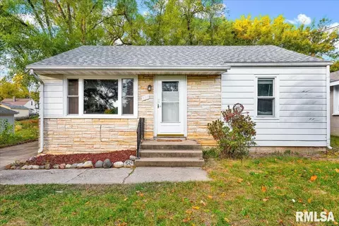557 Groveland St, Creve Coeur, IL 61610