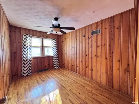 Bedroom - 208 Jana Rd, Macomb, IL 61455 photo 3 of 3