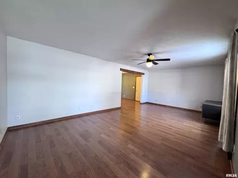 Living - 208 Jana Rd, Macomb, IL 61455 photo 2 of 4