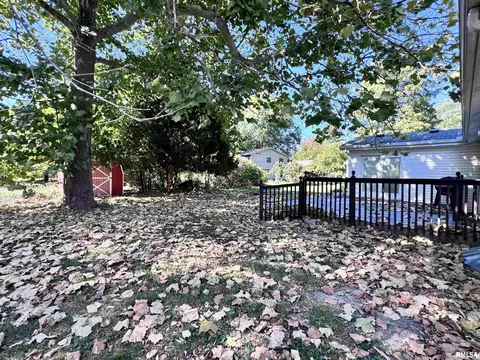Exterior - 208 Jana Rd, Macomb, IL 61455 photo 4 of 4