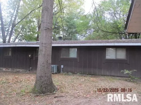 16304 N 2nd St, Chillicothe, IL 61523