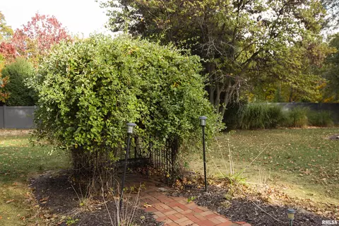 Exterior - 1320 W Cedar Hills Dr, Dunlap, IL 61525 photo 9 of 29