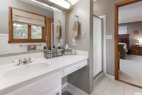 Bath - 1320 W Cedar Hills Dr, Dunlap, IL 61525 photo 1 of 3