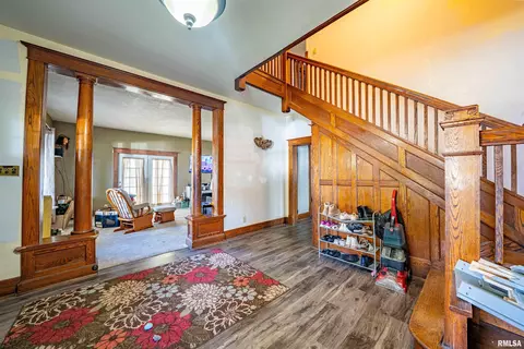 Entry Way - 604 E 3rd St, Delavan, IL 61734 photo 2 of 4