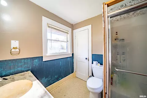 Bath - 604 E 3rd St, Delavan, IL 61734 photo 1 of 1