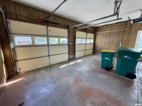 Other - 1347 Carolbeth Ave, Macomb, IL 61455 photo 8 of 10