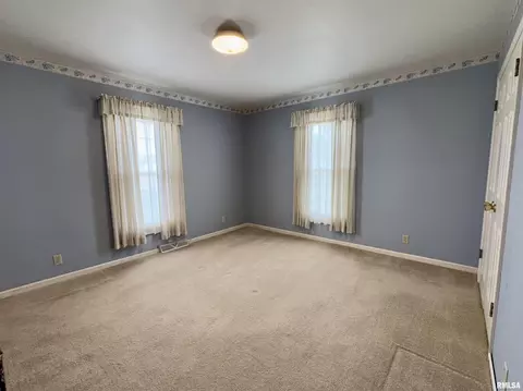 Bedroom - 1347 Carolbeth Ave, Macomb, IL 61455 photo 1 of 6