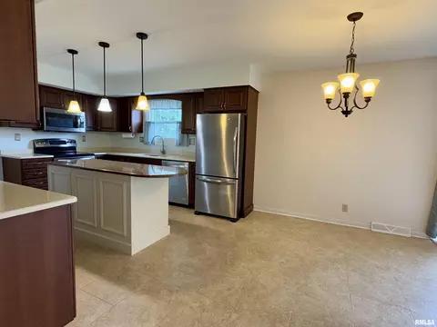 Kitchen - 1347 Carolbeth Ave, Macomb, IL 61455 photo 1 of 8