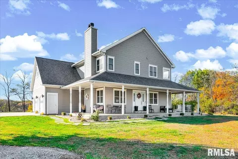 Exterior - 493 Reaba Ave, Congerville, IL 61729 photo 3 of 11