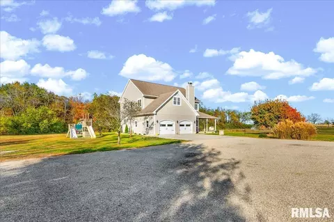 Exterior - 493 Reaba Ave, Congerville, IL 61729 photo 7 of 11
