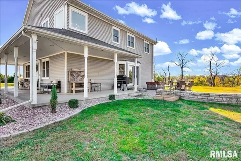 Exterior - 493 Reaba Ave, Congerville, IL 61729 photo 5 of 11