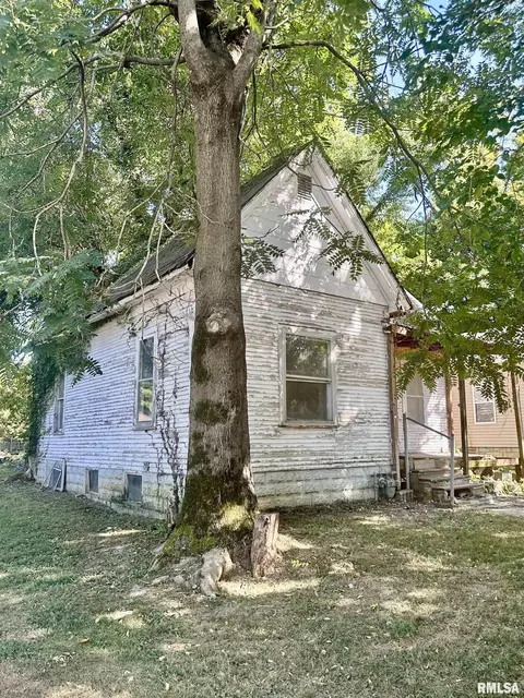 2428 N 15th St, Springfield, IL 62702 photo 1