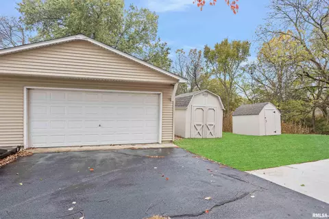 29780 E Northrup Rd, Trivoli, IL 61569 photo 4