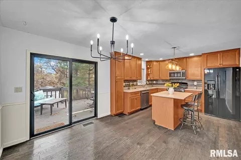 Kitchen - 10520 W Sir Durham Ct, Mapleton, IL 61547 photo 1 of 4