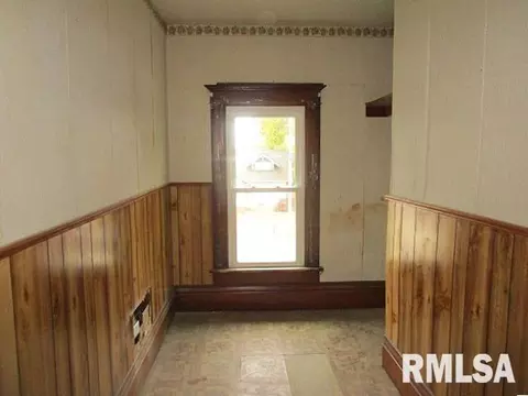 Entry Way - 419 E Walnut St, Washburn, IL 61570 photo 2 of 2