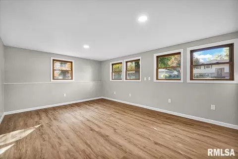 Living - 104 Robert Dr, Normal, IL 61761 photo 4 of 4