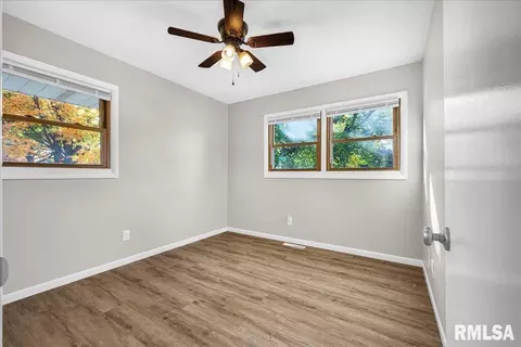 Bedroom - 104 Robert Dr, Normal, IL 61761 photo 3 of 6