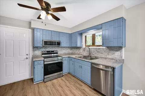 Other - 104 Robert Dr, Normal, IL 61761 photo 3 of 7