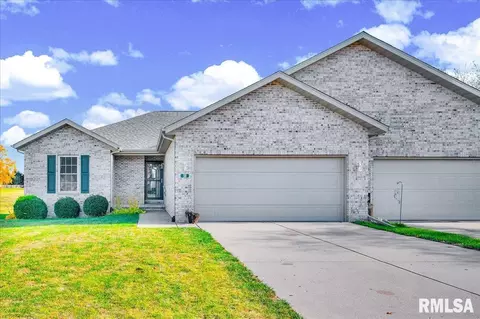 50 Brooke Cir, Morton, IL 61550