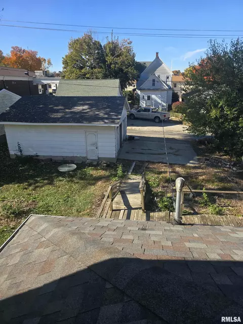 112 N Vine St, Mount Pulaski, IL 62548 photo 20