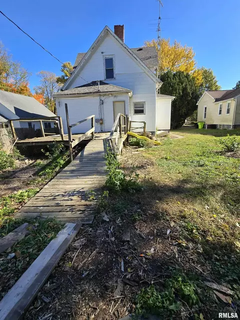 112 N Vine St, Mount Pulaski, IL 62548 photo 22