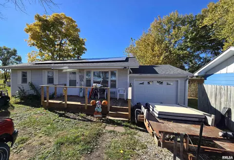 310 Cathy St, Colchester, IL 62326