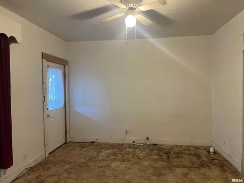 Living - 109 E Laurel St, Table Grove, IL 61482 photo 1 of 4