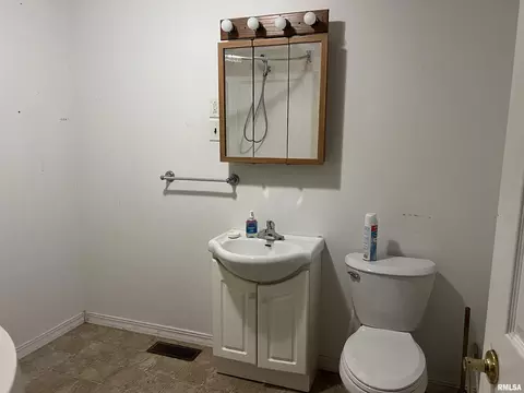 Bath - 109 E Laurel St, Table Grove, IL 61482 photo 2 of 5