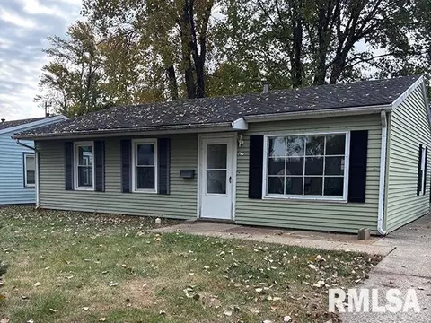 27 Gulf Stream Ave, Bartonville, IL 61607
