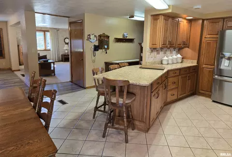 2 Rose Ct, Pekin, IL 61554 photo 19