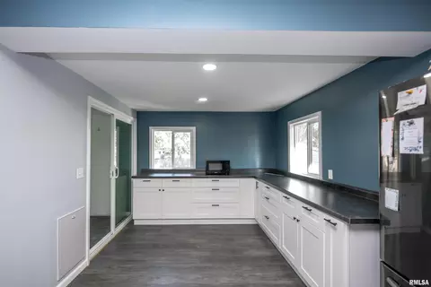1212 E Adams St, Macomb, IL 61455 photo 14
