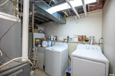 1212 E Adams St, Macomb, IL 61455 photo 40